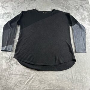 Women's Black and Gray Sweater